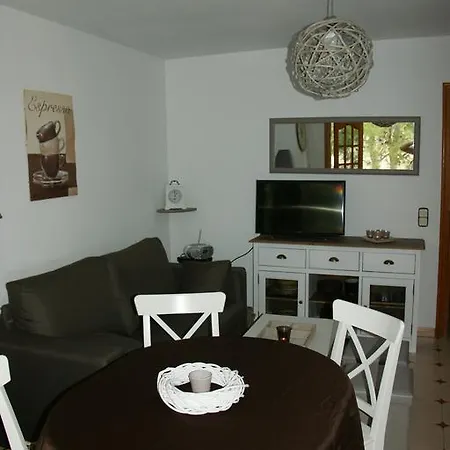 Los Jardines Apartment *